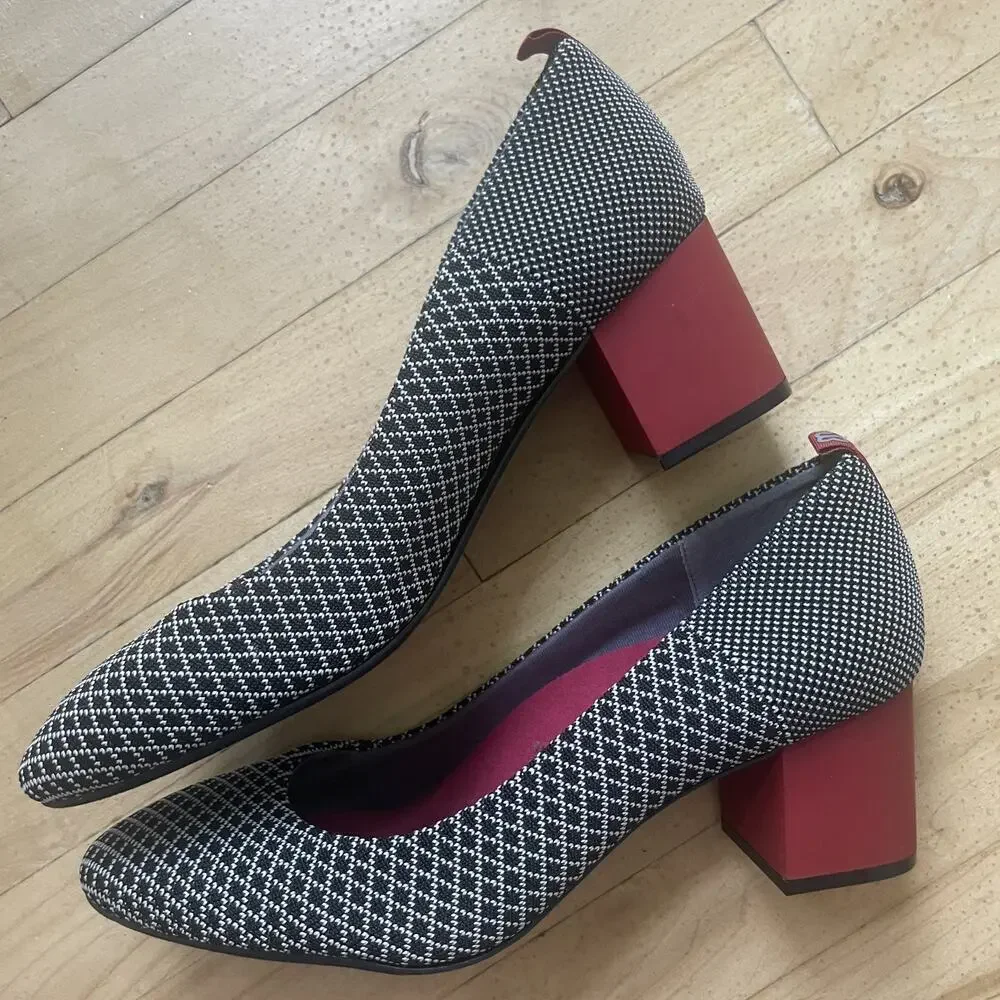 BETA BRAND Pumps Heels Women Shoes Size 10 Block‎ Chunky Heel Slip On EUC